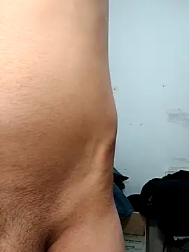 jhonyhot9292 online show from 12.15.25