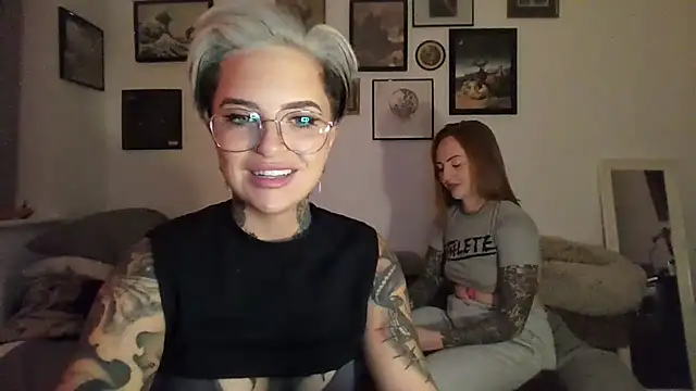 Alexandersonxo online show from 10.27.25