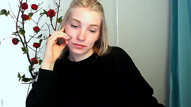 Queen ofLove online show from 04.28.26