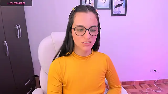 mariaan m  online show from 02.11.25