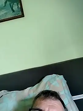 Snapshot of ChiefAlley4 chatting on 04.07.26 ChiefAlley4 online show from 04.07.26