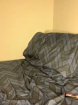 Snapshot of Ryan-hot chatting on 01.13.25 Ryan-hot online show from 01.13.25