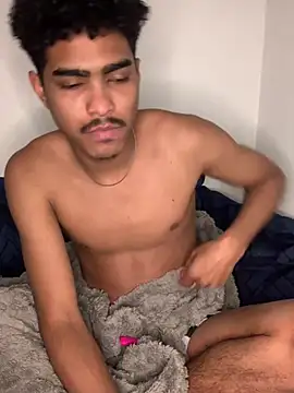 Snapshot of Ryan-hot chatting on 01.16.25 Ryan-hot online show from 01.16.25