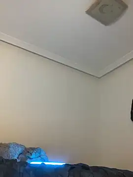 Snapshot of Ryan-hot chatting on 01.18.25 Ryan-hot online show from 01.18.25