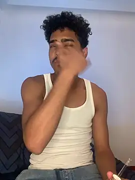 Snapshot of Ryan-hot chatting on 01.19.25 Ryan-hot online show from 01.19.25