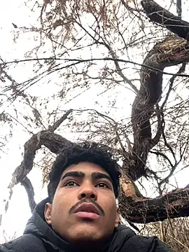 Snapshot of Ryan-hot chatting on 01.20.25 Ryan-hot online show from 01.20.25