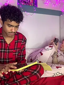 Snapshot of Ryan-hot chatting on 02.02.25 Ryan-hot online show from 02.02.25