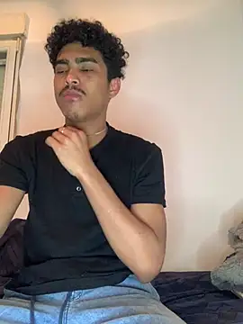 Snapshot of Ryan-hot chatting on 02.02.25 Ryan-hot online show from 02.02.25