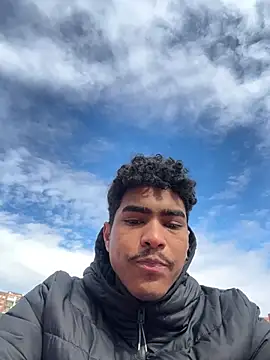 Snapshot of Ryan-hot chatting on 03.14.25 Ryan-hot online show from 03.14.25