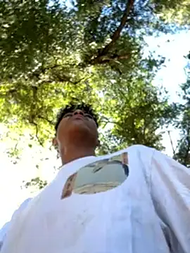 Snapshot of Ryan-hot chatting on 09.15.25 Ryan-hot online show from 09.15.25