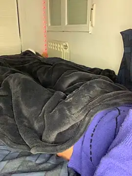 Snapshot of Ryan-hot chatting on 11.06.25 Ryan-hot online show from 11.06.25