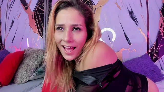 sophiee evanss  online show from 12.30.24