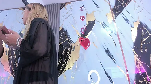 sophiee evanss  online show from 02.01.25