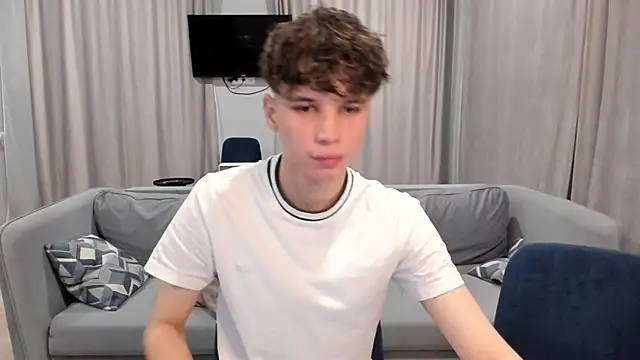 Im Shine Guy online show from 12.06.24