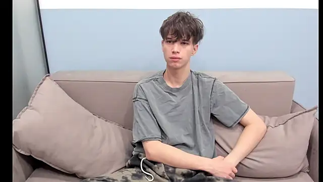 Im Shine Guy online show from 10.13.25