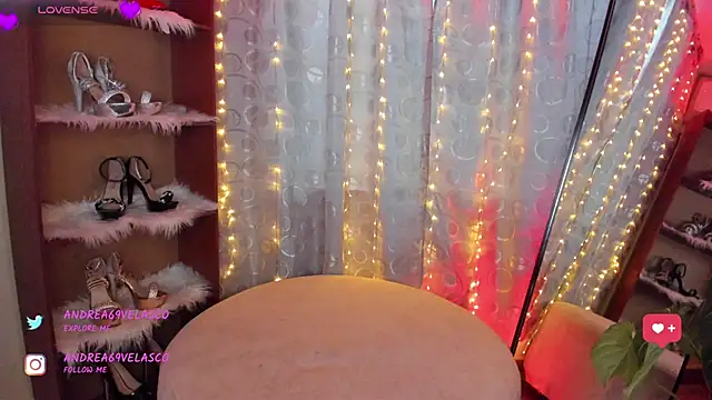 AndreaVelasco online show from 02.28.25