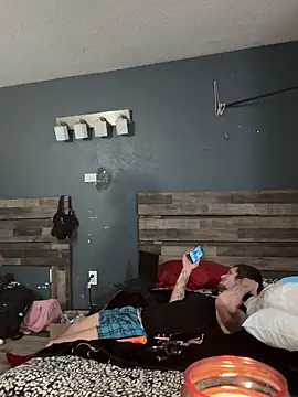 Snapshot of HotMessStilltheBest chatting on 01.18.25 HotMessStilltheBest online show from 01.18.25