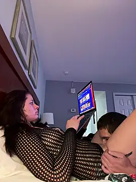 Snapshot of HotMessStilltheBest chatting on 01.23.25 HotMessStilltheBest online show from 01.23.25