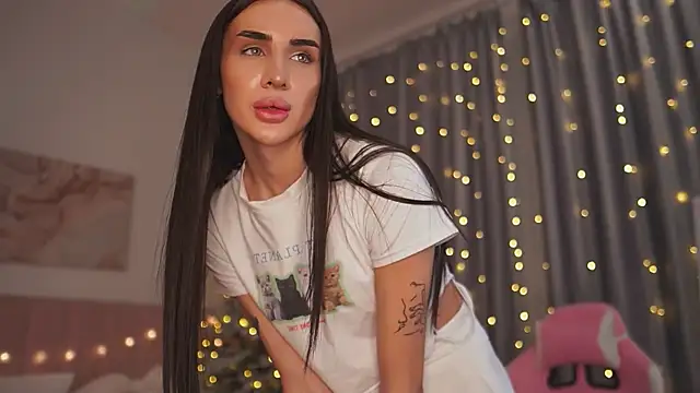 Kim Oberlin  online show from 12.20.24