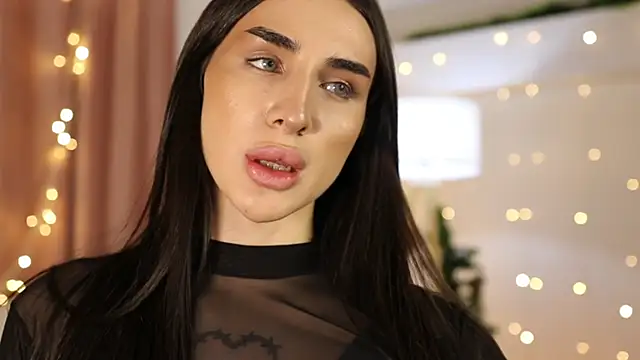 Kim Oberlin  online show from 01.07.25