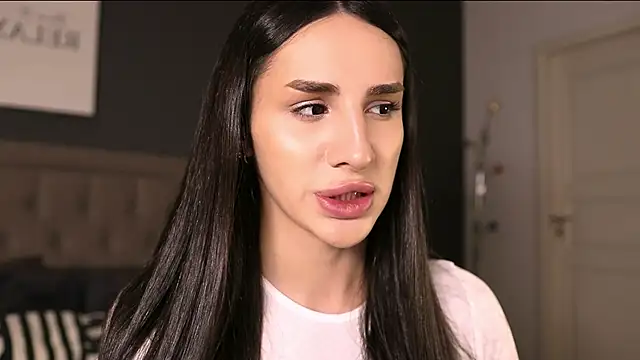 Kim Oberlin  online show from 10.22.25