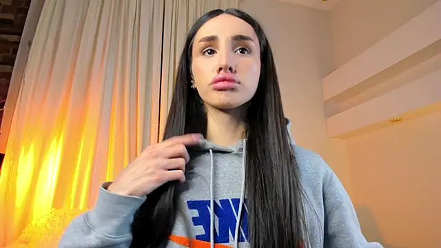 Kim Oberlin  online show from 01.11.26