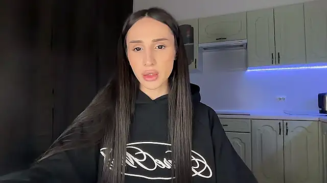 Kim Oberlin  online show from 02.17.26