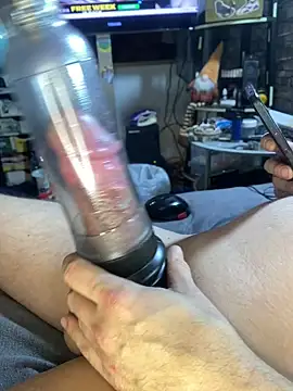 Snapshot of Gilgamesch1704 chatting on 10.15.25 Gilgamesch1704 online show from 10.15.25