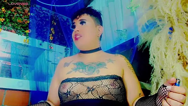 nauthyvalentina online show from 04.25.26