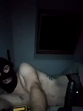 Snapshot of Pimsou chatting on 12.20.25 Pimsou online show from 12.20.25