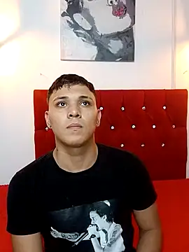 couple lovelyds online show from 02.04.25