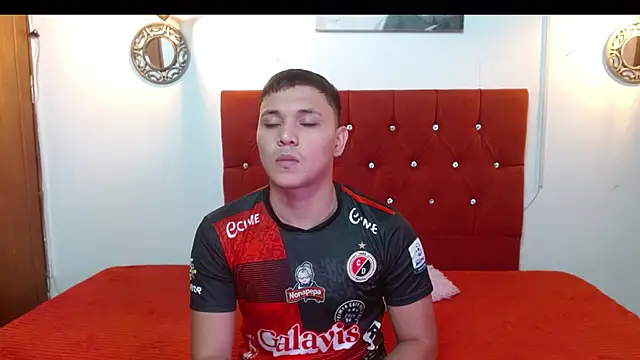 couple lovelyds online show from 03.12.25