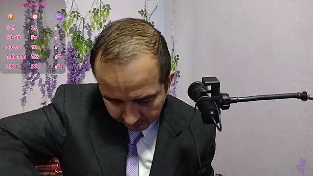 yazforeSolo online show from 09.25.25