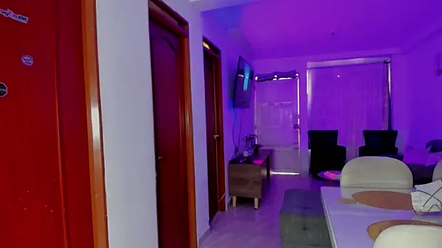 Snapshot of sweet_sara2 chatting on 09.12.25 sweet sara2 online show from 09.12.25