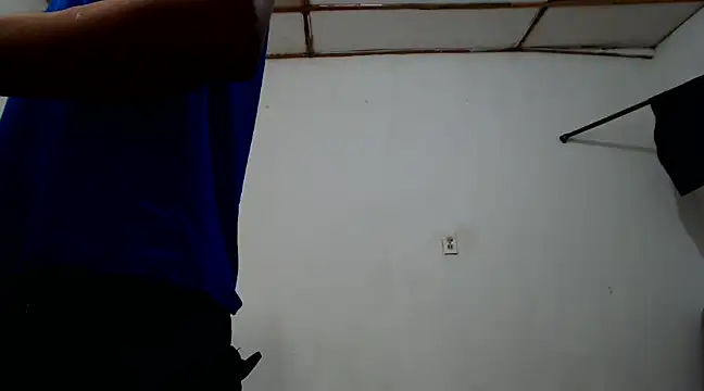 Snapshot of fernandez_latinblackk chatting on 12.23.24 fernandez latinblackk online show from 12.23.24