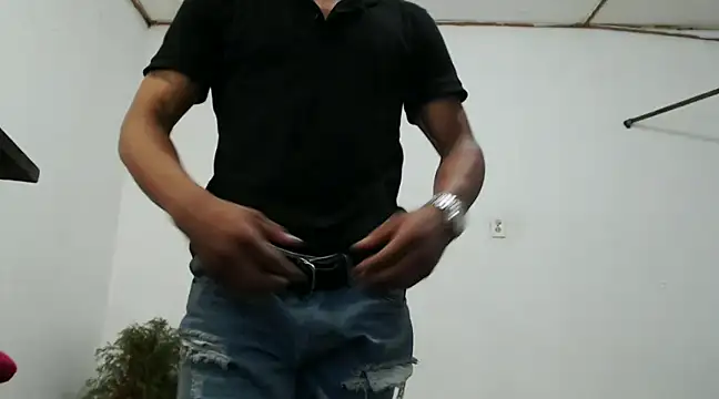 Snapshot of fernandez_latinblackk chatting on 12.27.24 fernandez latinblackk online show from 12.27.24