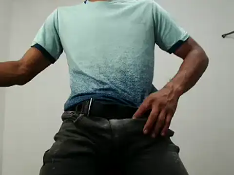 Snapshot of fernandez_latinblackk chatting on 01.09.25 fernandez latinblackk online show from 01.09.25