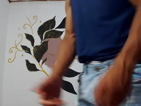 Snapshot of fernandez_latinblackk chatting on 02.14.25 fernandez latinblackk online show from 02.14.25