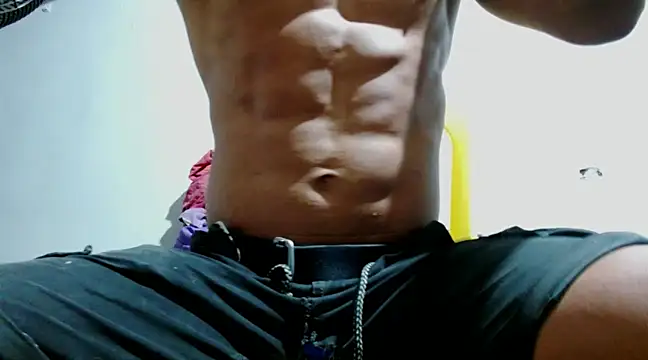 Snapshot of fernandez_latinblackk chatting on 02.28.25 fernandez latinblackk online show from 02.28.25