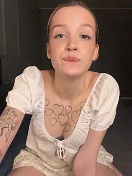 Snapshot of Sweet_Evva chatting on 12.02.24 Sweet Evva online show from 12.02.24