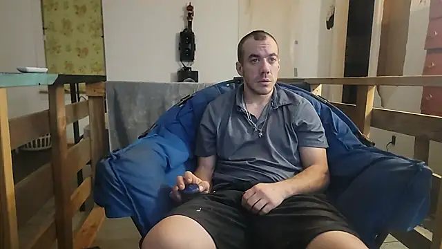 Snapshot of ScubaStevex chatting on 12.29.24 ScubaStevex online show from 12.29.24