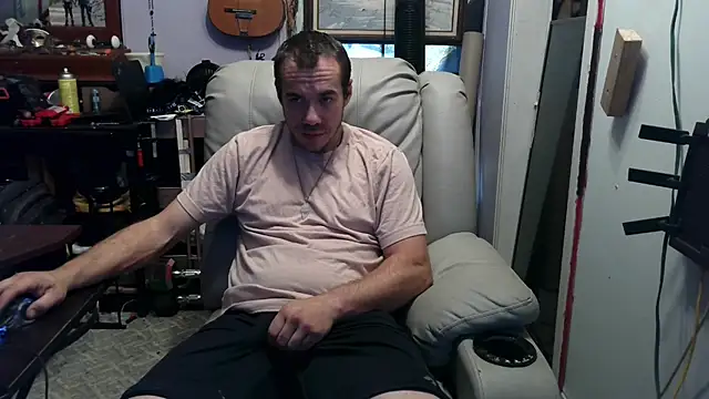 ScubaStevex online show from 11.03.25