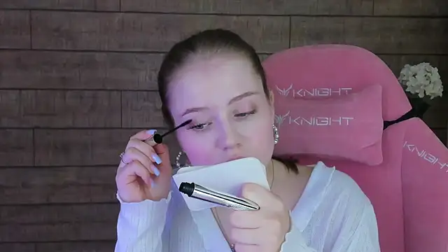 SelinSwarovski online show from 09.15.25