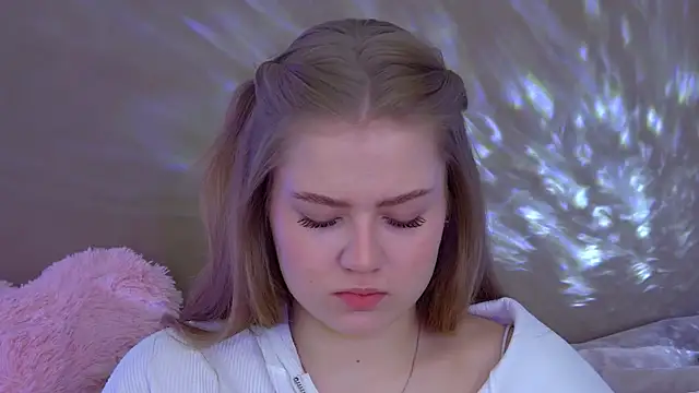 SelinSwarovski online show from 10.03.25