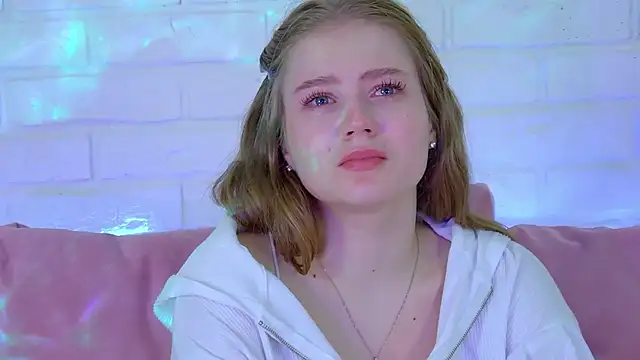 SelinSwarovski online show from 10.12.25