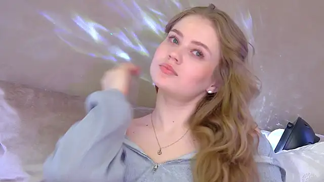 SelinSwarovski online show from 10.22.25