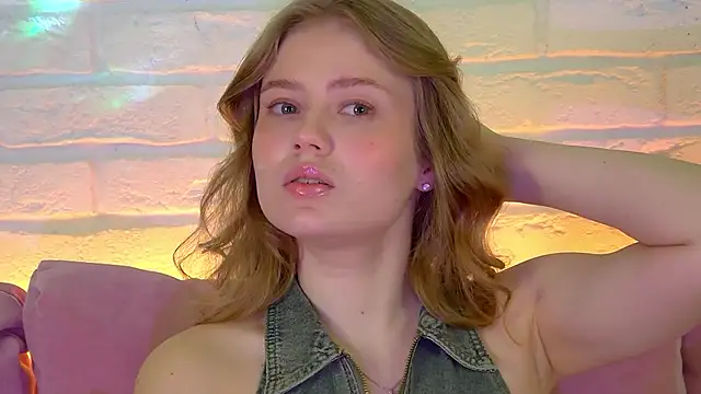 SelinSwarovski online show from 11.15.25