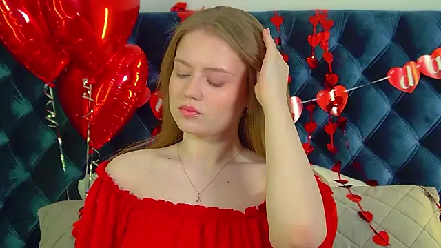 SelinSwarovski online show from 02.13.26