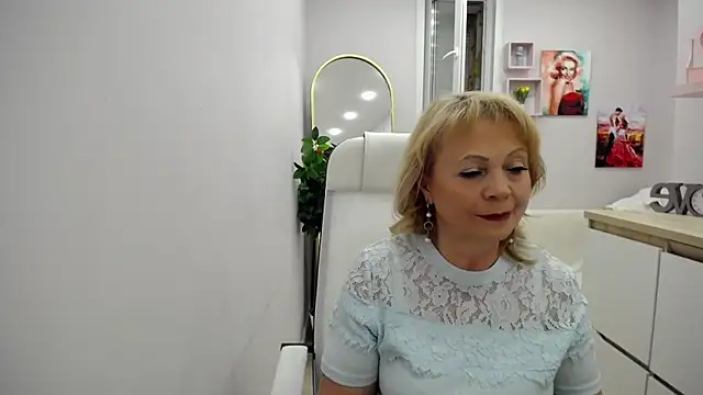 Milla Cutie18 online show from 05.22.26