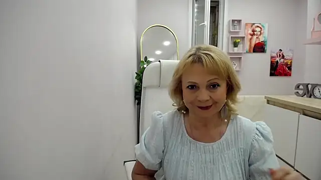 Milla Cutie18 online show from 05.25.26